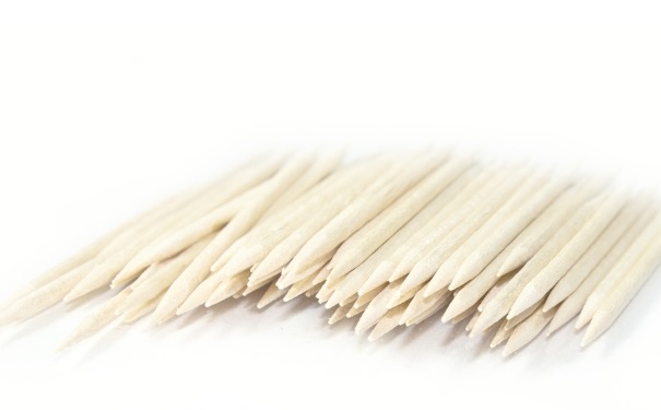 看完可算是明白了,原来牙签后面的一小段隐藏着大学问