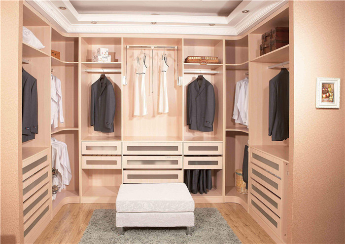 衣帽间的装饰要点以及注意事项