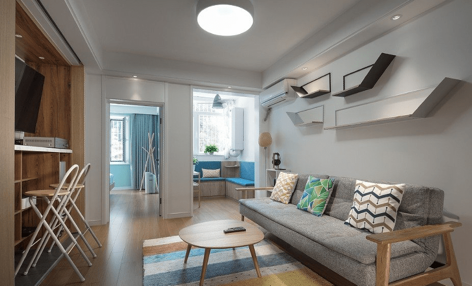 贴墙纸 or 刷乳胶漆