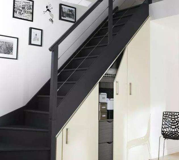 中国匠心品牌，福晶板材，复式楼楼梯