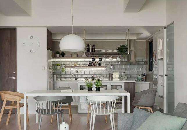 装修合同是维护自己合法权益的重要武器，关键时候可以派上用场