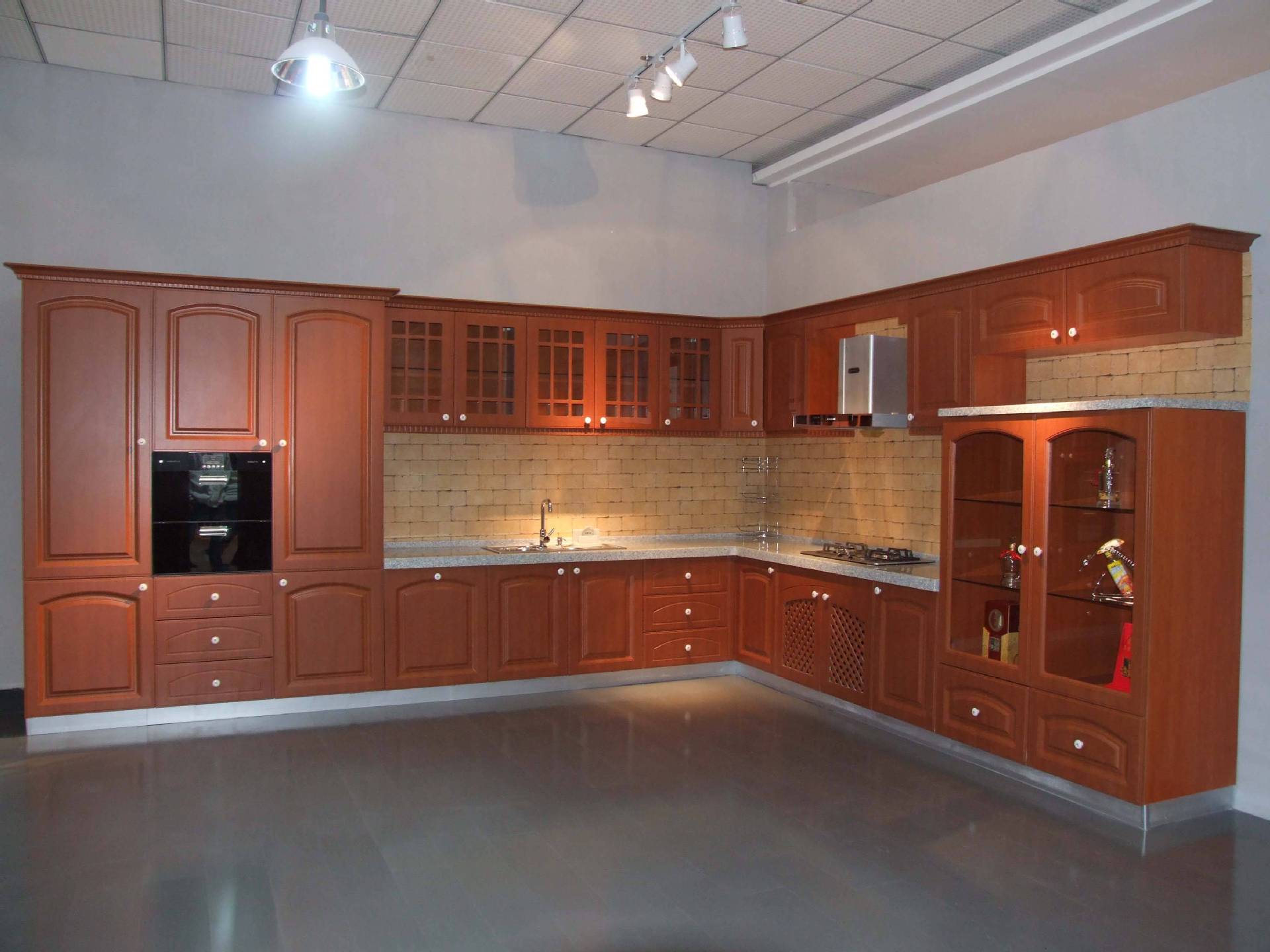 中国匠心品牌，福晶板材，橱柜装修